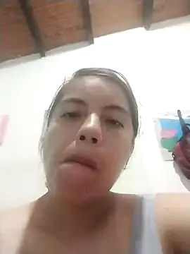 lisseth online show from December 17, 2024, 2:12 am