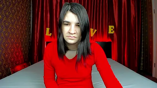  Polly Love  online show from February 27, 2026, 7:08 am