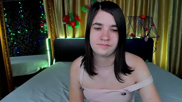  Polly Love  online show from March 27, 2026, 8:26 am