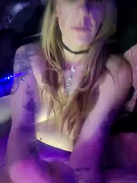 Aliiv21 online show from March 11, 2025, 12:17 pm