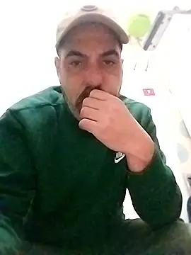 Snapshot of affascino chatting on January 9, 2026, 11:24 am affascino online show from January 9, 2026, 11:24 am