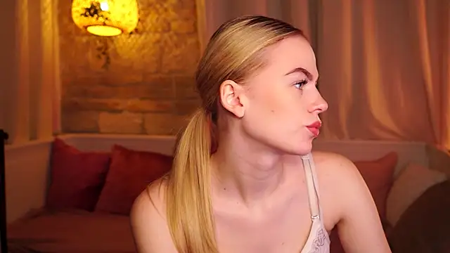 sn0w barbie online show from September 29, 2025, 8:41 am