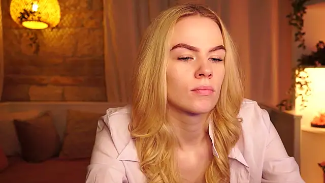 sn0w barbie online show from November 4, 2025, 9:41 am