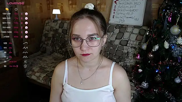 Miatiny online show from December 14, 2024, 11:39 am