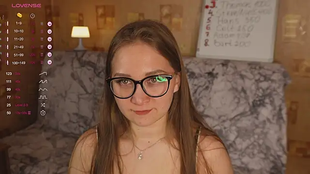 Miatiny online show from January 19, 2025, 1:44 pm