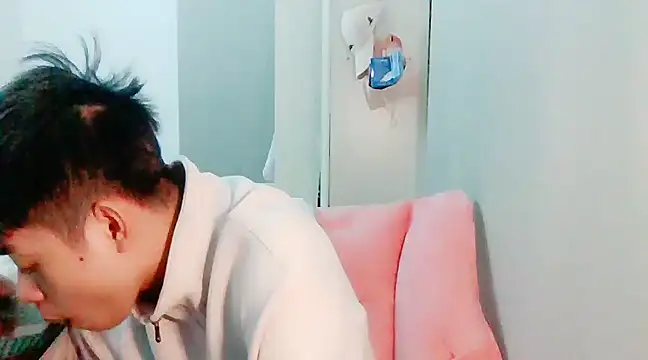 Snapshot of FFFFZ189 chatting on December 13, 2024, 1:22 pm FFFFZ189 online show from December 13, 2024, 1:22 pm