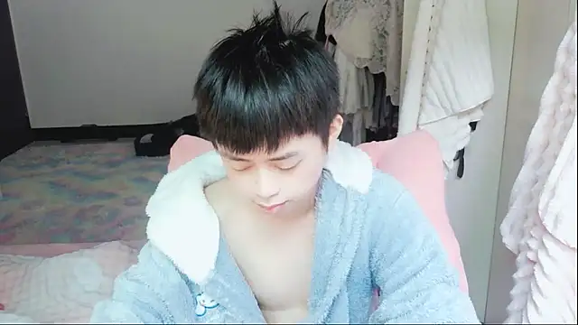 Snapshot of FFFFZ189 chatting on January 21, 2025, 6:33 am FFFFZ189 online show from January 21, 2025, 6:33 am