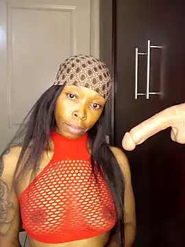 Snapshot of DickDiva1 chatting on October 25, 2025, 3:14 am DickDiva1 online show from October 25, 2025, 3:14 am