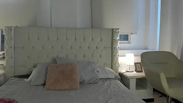 Gabycutee online show from January 19, 2025, 11:00 pm