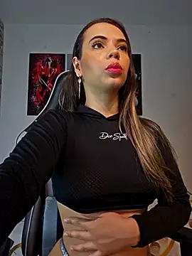 Antonella2 m online show from April 17, 2026, 1:03 pm