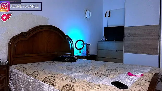 Abby bella09 online show from July 25, 2026, 5:16 am