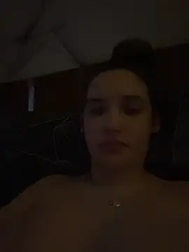 Holly Molii online show from March 28, 2026, 6:02 am