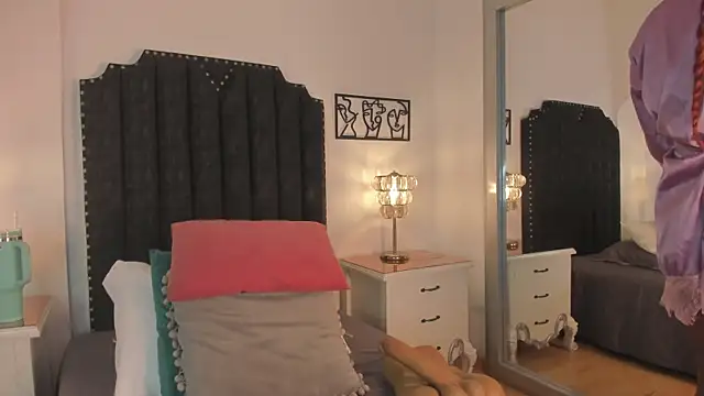 Snapshot of SamanthaBrown69 chatting on September 28, 2025, 3:45 am SamanthaBrown69 online show from September 28, 2025, 3:45 am