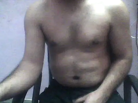Snapshot of guryverma chatting on February 15, 2026, 10:14 am guryverma online show from February 15, 2026, 10:14 am