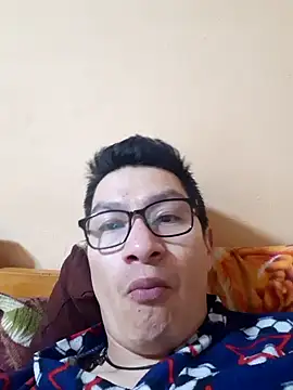 Snapshot of gioarcangel chatting on January 3, 2025, 3:16 am gioarcangel online show from January 3, 2025, 3:16 am