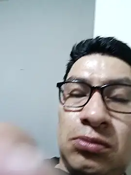 Snapshot of gioarcangel chatting on April 1, 2026, 2:34 am gioarcangel online show from April 1, 2026, 2:34 am