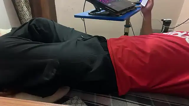 sexyboy09 online show from October 29, 2025, 6:59 am