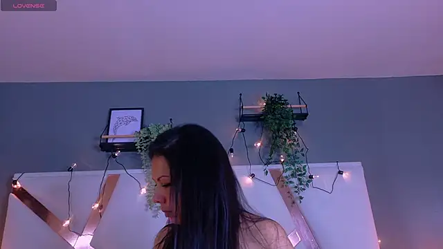 Snapshot of JaylaScott__ chatting on September 28, 2025, 11:37 am JaylaScott online show from September 28, 2025, 11:37 am