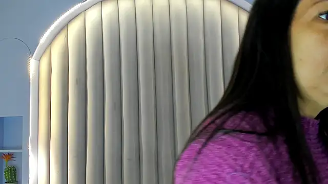 Snapshot of JaylaScott__ chatting on October 9, 2025, 11:41 am JaylaScott online show from October 9, 2025, 11:41 am