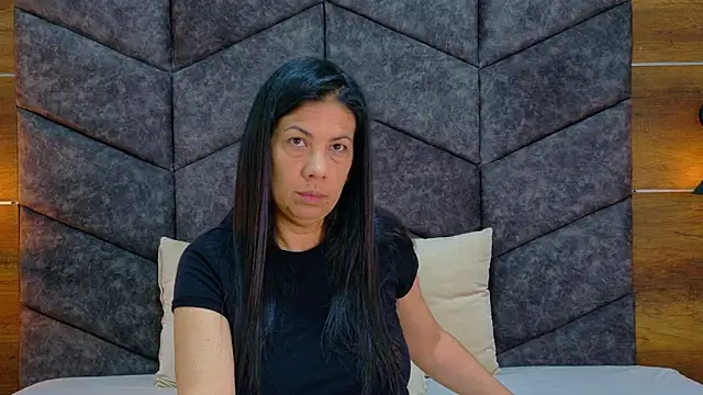 JaylaScott   online show from February 1, 2026, 11:42 am