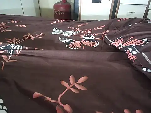 Kinjal patel01 online show from September 25, 2025, 4:38 am