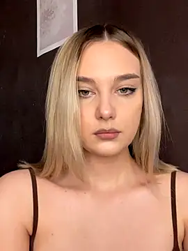 Alisa Rise online show from November 9, 2025, 11:19 am