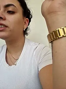 ElyzaIbarra online show from March 5, 2025, 6:33 am