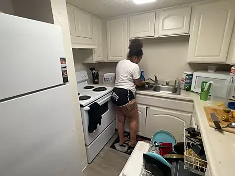 GoddessNih online show from April 12, 2026, 9:53 pm