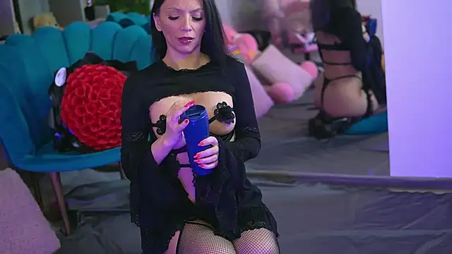 VivianneSteinX online show from March 2, 2025, 10:38 pm