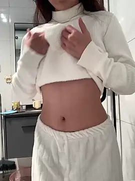 Snapshot of Aimeil chatting on December 23, 2024, 2:39 pm Aimeil online show from December 23, 2024, 2:39 pm