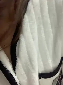 Snapshot of Aimeil chatting on March 9, 2025, 2:29 am Aimeil online show from March 9, 2025, 2:29 am