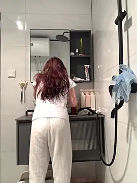 Snapshot of Aimeil chatting on March 16, 2025, 1:17 pm Aimeil online show from March 16, 2025, 1:17 pm