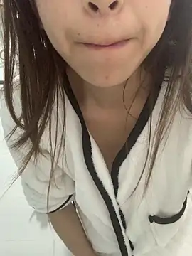 Snapshot of Aimeil chatting on March 31, 2026, 3:34 pm Aimeil online show from March 31, 2026, 3:34 pm