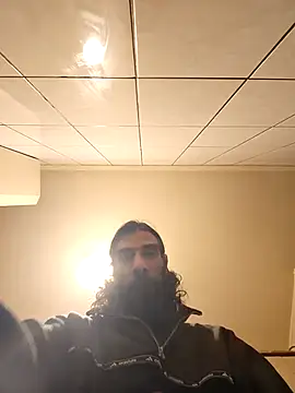 vulpe8400 online show from April 9, 2026, 10:04 pm