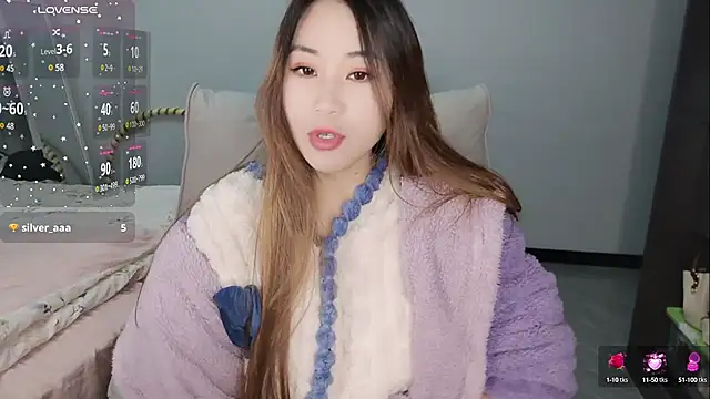 Feifei-cn online show from February 24, 2025, 1:46 am