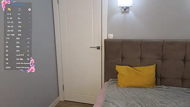 emilia walton online show from March 15, 2025, 4:13 am