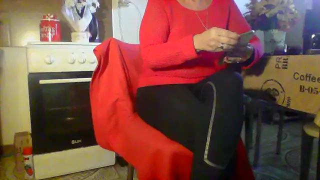 Ely Elenita online show from April 8, 2026, 6:13 am