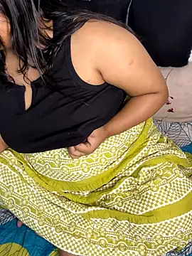 Snapshot of RDX_BOY28 chatting on December 1, 2025, 9:14 am RDX BOY28 online show from December 1, 2025, 9:14 am