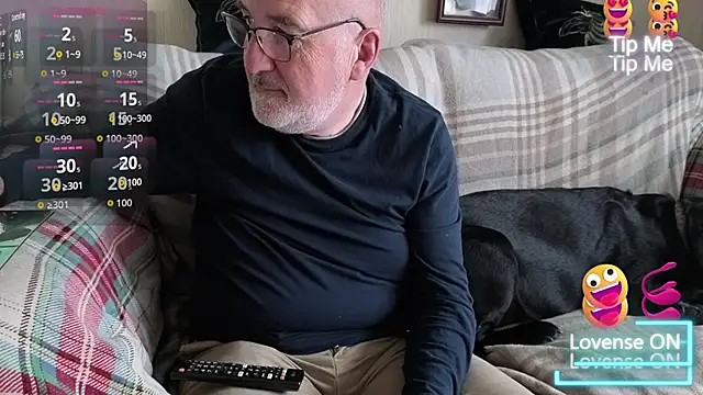 Adamdaddybear online show from September 20, 2025, 1:45 pm