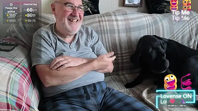 Adamdaddybear online show from September 21, 2025, 7:43 am