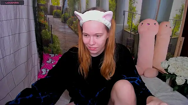 Snapshot of MarryJanes chatting on February 5, 2025, 4:14 pm MarryJanes online show from February 5, 2025, 4:14 pm