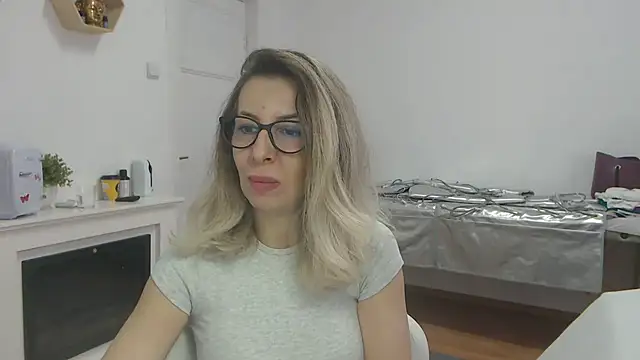 SukyGirl online show from March 5, 2025, 8:54 am