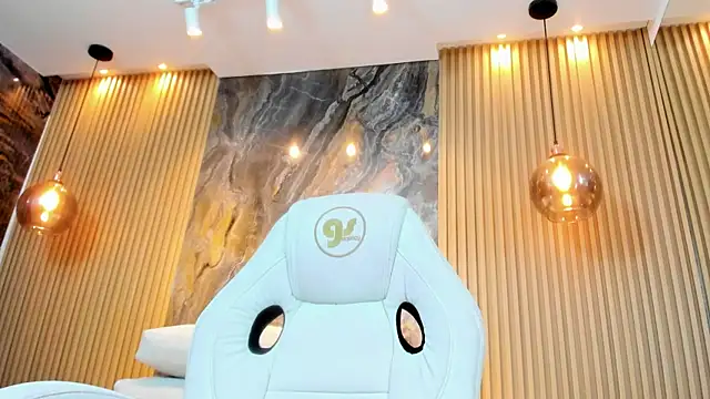 ella harper online show from February 11, 2025, 8:58 am