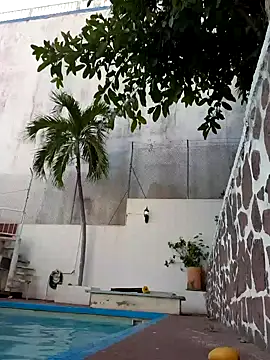 Snapshot of elcobin chatting on February 12, 2025, 9:54 pm elcobin online show from February 12, 2025, 9:54 pm