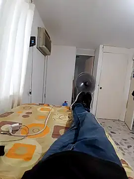 Snapshot of elcobin chatting on February 28, 2025, 1:14 pm elcobin online show from February 28, 2025, 1:14 pm