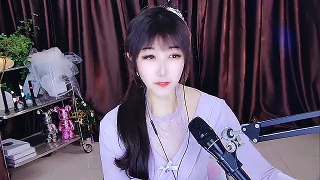 xiaoya666--baby online show from March 8, 2025, 2:51 pm