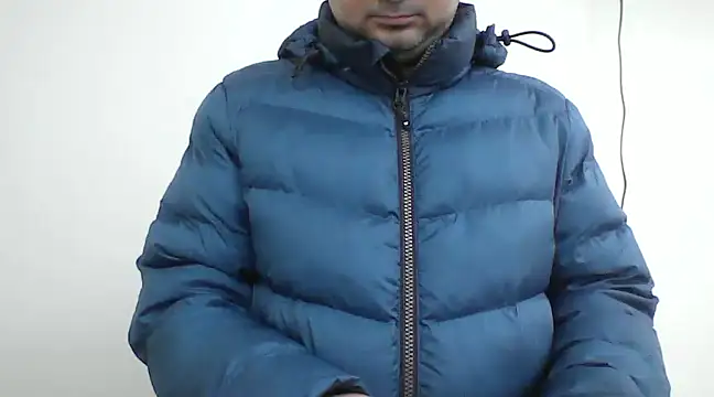 cryptoman1119 online show from January 9, 2025, 6:26 pm