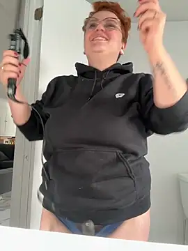 Sweetleeahxx online show from October 30, 2025, 1:34 pm