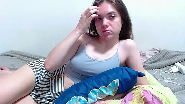 Snapshot of SallyMkn chatting on September 12, 2025, 7:25 pm SallyMkn online show from September 12, 2025, 7:25 pm