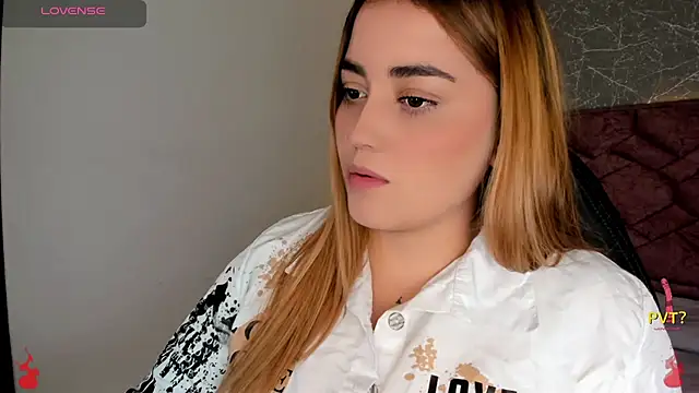 Lucia star   online show from January 4, 2025, 2:25 pm